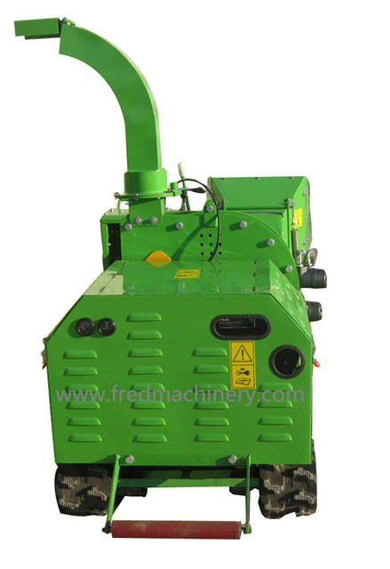 Kohler Gasoline Engine Hydraulic Track Chipper